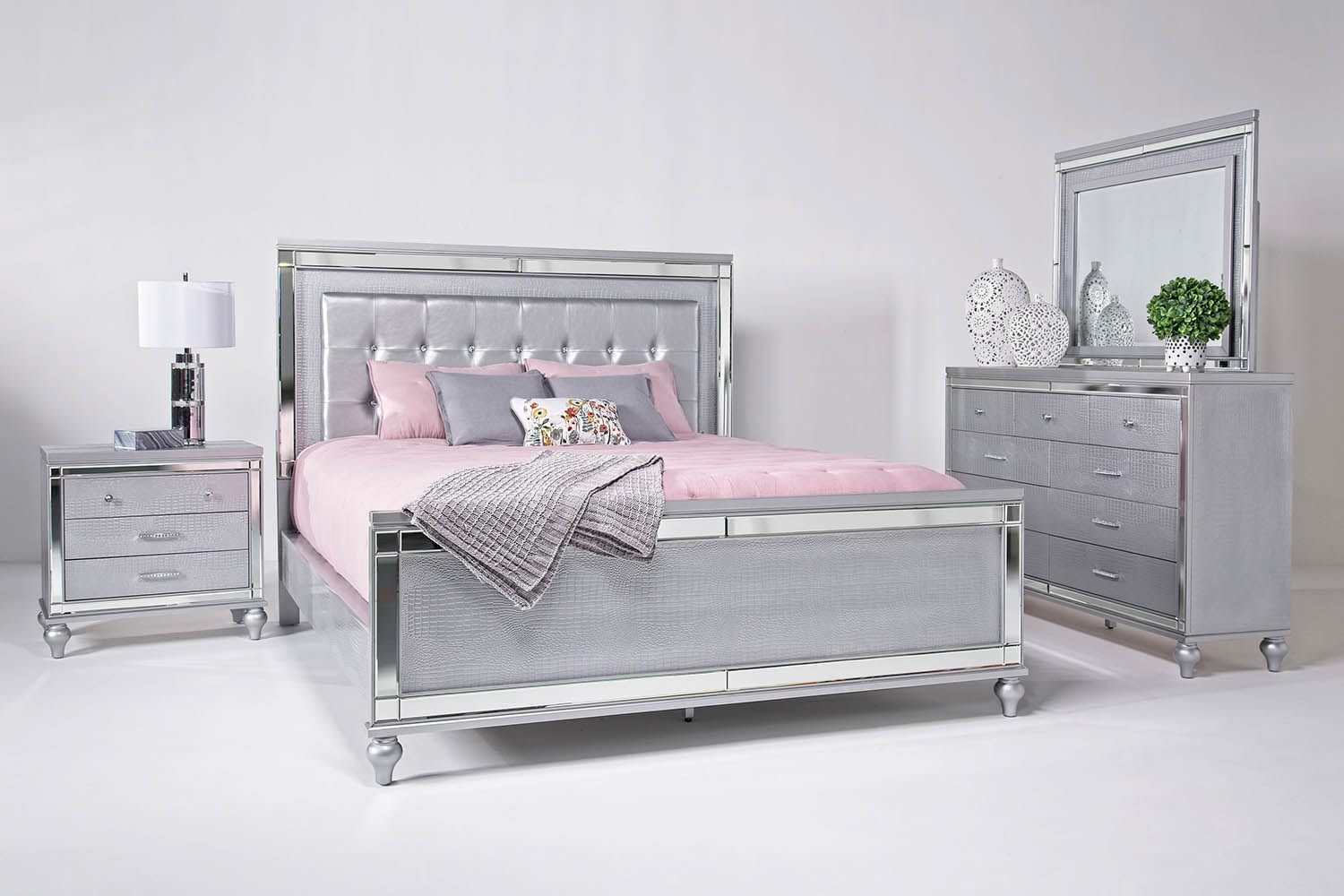 Valentino Panel Bedroom Set Bedroom Sets Bedroom