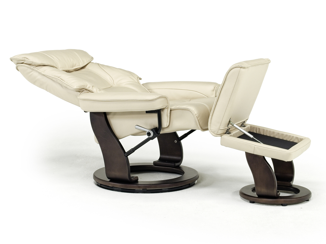 Benjamin_Chair_Ottoman_in_Beig 