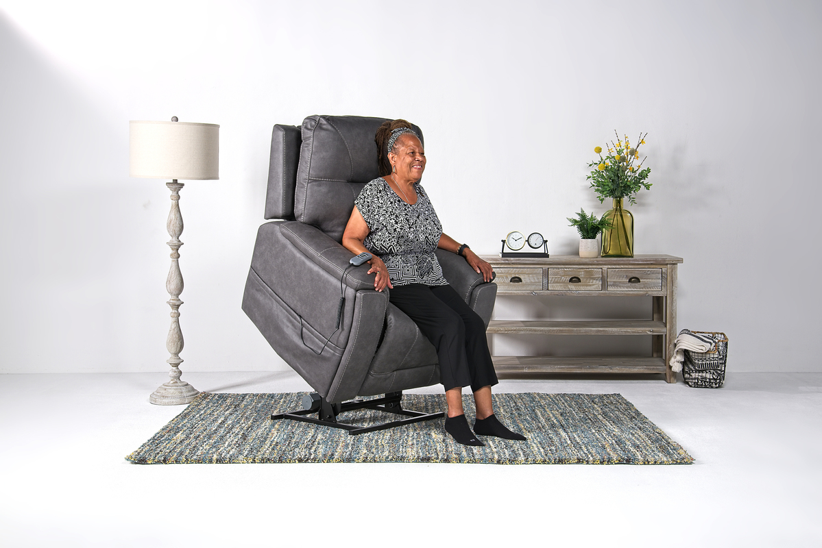 Kingston_2_Power_Lift_Chair_in 