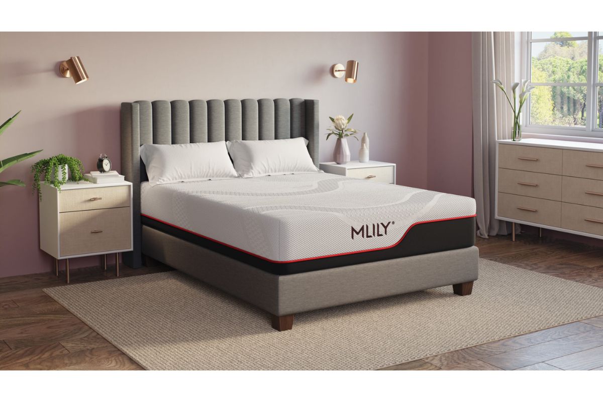 https://images.morfurniture.com/media/catalog/product/canto/Matrix_Dream_12in_Mattress_1.jpg