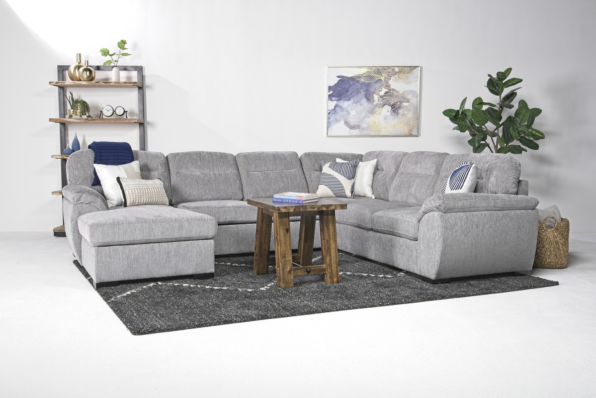 Wanda Full Pullout Tux Sectional Chaise